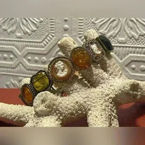 Vintage Victorian  Cameo Bracelet with Flexibility (Elastic) Smokey Stones - Picture 1 of 9